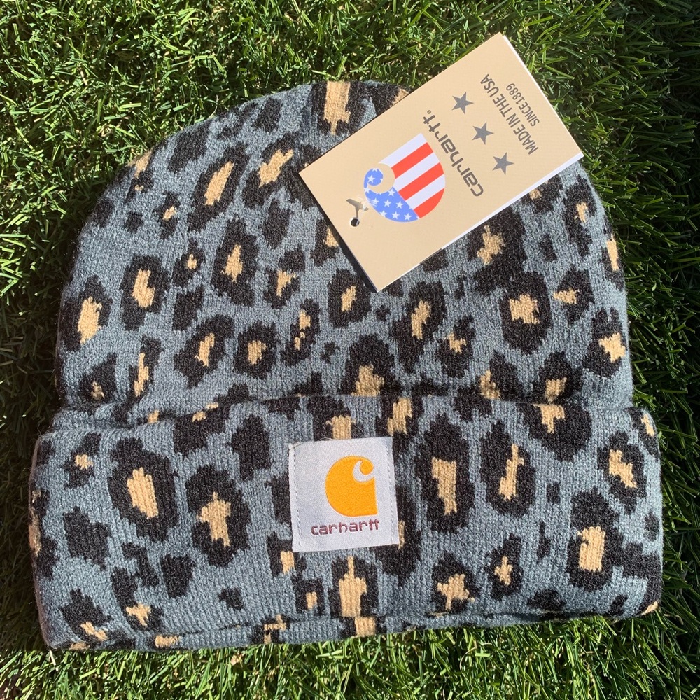 ❗️💥 **1 LEFT!!!**💥❗️GREY LEOPARD CARHARTT BEANIE NWT